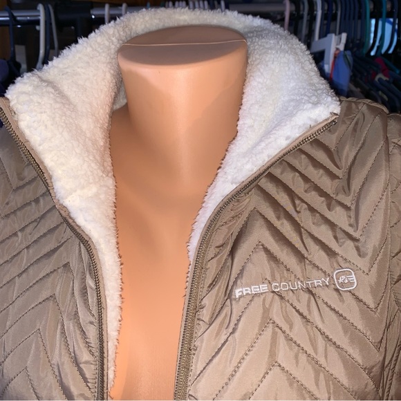 Free Country Jackets & Blazers - NWT FREE COUNTRY VEST SIZE XL